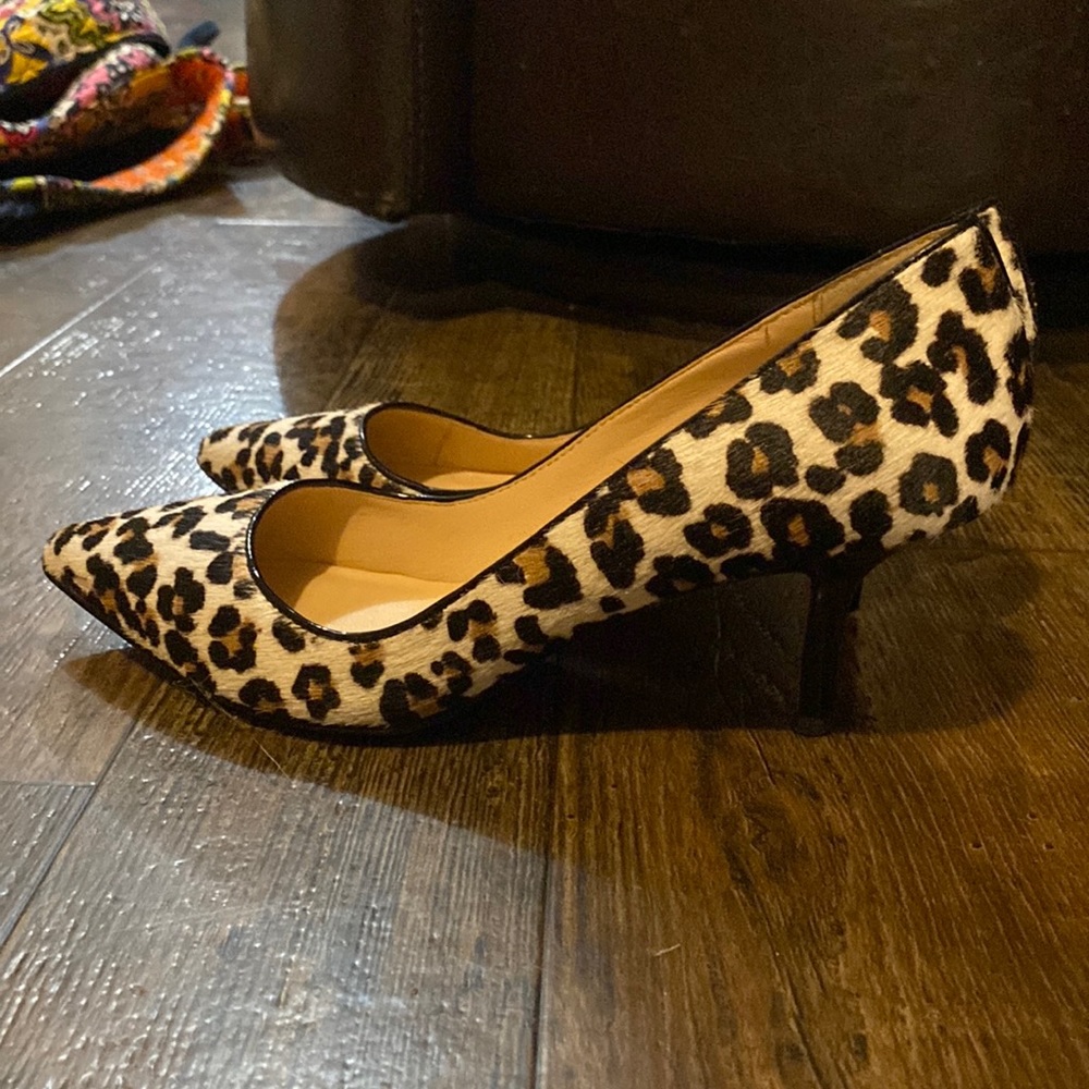 Ann Taylor Cheetah kitten Heels